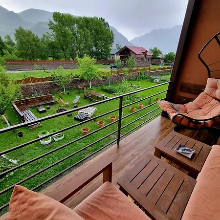 ---Allegria House--- Kazbegi Exterior foto